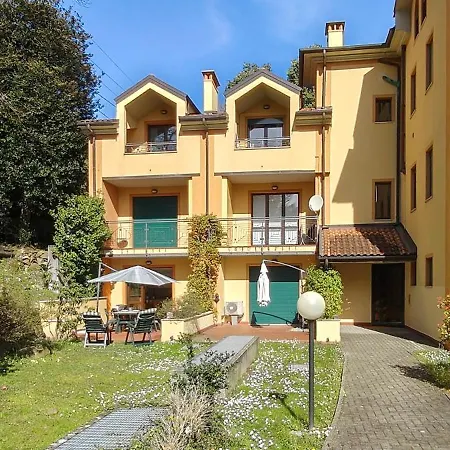 Acqua * ستريزا